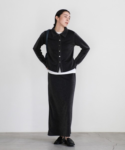 select MOCA(セレクトモカ)の「バックスリットラメタイトスカート(スカート・レディース・チャコール/ベージュ/ブラック・LARGE/MEDIUM)」の4枚目の写真