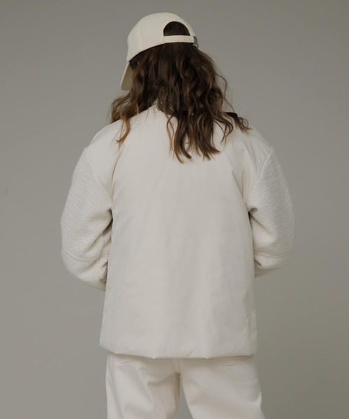 URBAN RESEARCH Sonny Label（アーバンリサーチサニーレーベル）の「切替えノーカラーショートブルゾン（ブルゾン・レディース・ブラック/アイボリー/ベージュ系その他・FREE）」の17枚目の写真