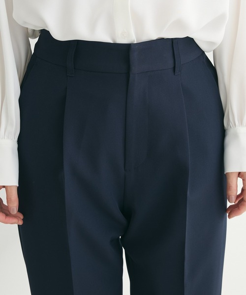 ef-de(エフデ)の「ef-de タックテーパードパンツ(スラックス・レディース・ライトグレー/ダークネイビー・SMALL/MEDIUM/LARGE)」の20枚目の写真