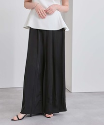 プリーツワイドパンツ