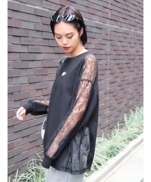 EVRIS（エヴリス）の「レースコンビトップスBIGロンT（Tシャツ/カットソー・レディース・ホワイト/ブラック/チャコールグレー・FREE）」の4枚目の写真