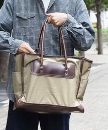 ARTS & CRAFTS｜アーツアンドクラフトのトートバッグ（A4サイズ収納可