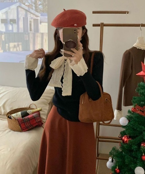 SHEPP(シープ)の「リボンレースタイ切り替えリブニット(ニット/セーター・レディース・ホワイト/ブラック/レッド・F)」の3枚目の写真