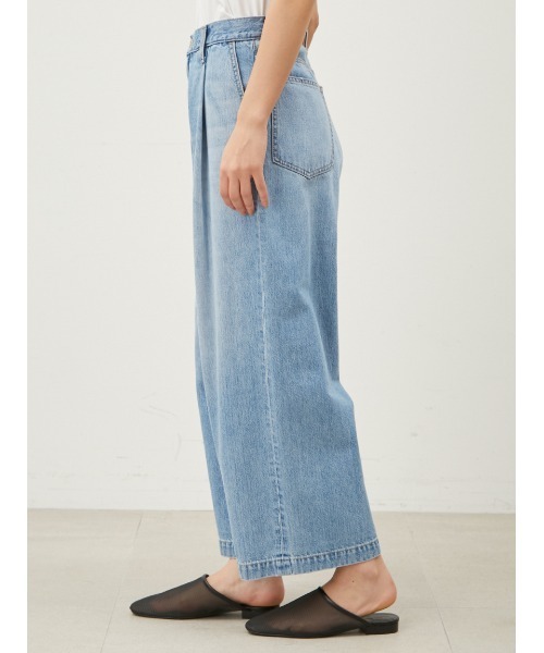 Mila Owen（ミラオーウェン）の「【WEB限定00サイズ】ルーズフィットタックバギーデニムパンツ（デニムパンツ・レディース・ブルー/ライトブルー/ブラック・00/0/1）」の12枚目の写真