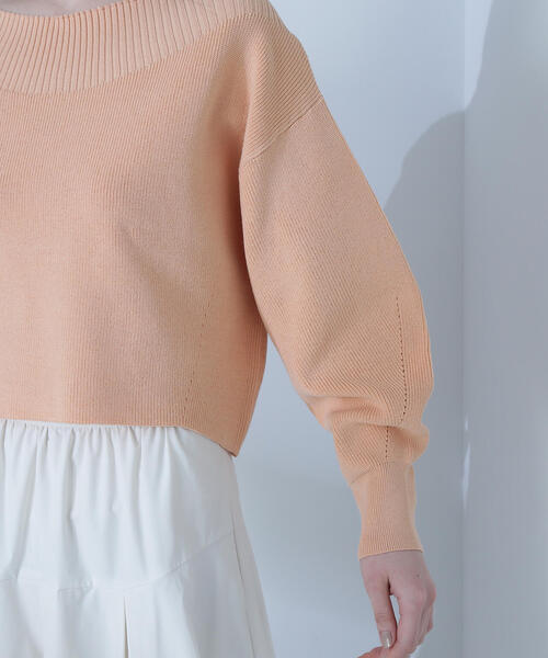 NATURAL BEAUTY BASIC(ナチュラルビューティーベーシック)の「◇クロップドオフショルニット(ニット/セーター・レディース・グレー/オレンジ/オフホワイト/レッド・FREE)」の11枚目の写真
