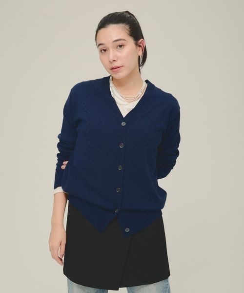 eL(エル)の「【eL】12G Comfort V Cardigan/306728(カーディガン/ボレロ・レディース・ネイビー/ピンク/プラム・FREE)」の20枚目の写真