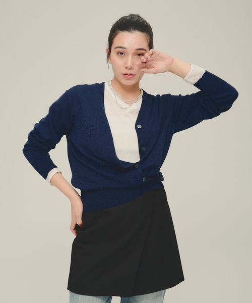 eL(エル)の「【eL】12G Comfort V Cardigan/306728(カーディガン/ボレロ・レディース・ネイビー/ピンク/プラム・FREE)」の21枚目の写真