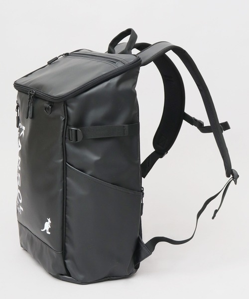 KANGOL（カンゴール）の「防水ポリエステル ターポリン 大容量 ボックスバックパック A4・B4・PC収納対応モデル（バックパック/リュック・メンズ・ブラック系その他/ブラック・FREE）」の8枚目の写真