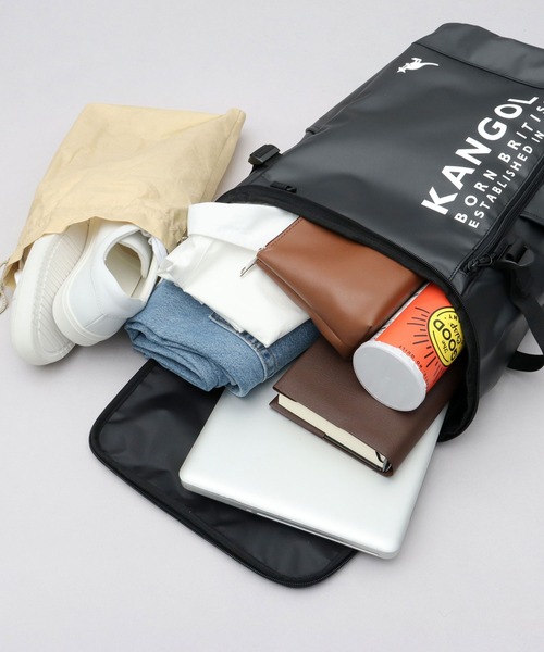 KANGOL（カンゴール）の「防水ポリエステル ターポリン 大容量 ボックスバックパック A4・B4・PC収納対応モデル（バックパック/リュック・メンズ・ブラック系その他/ブラック・FREE）」の16枚目の写真