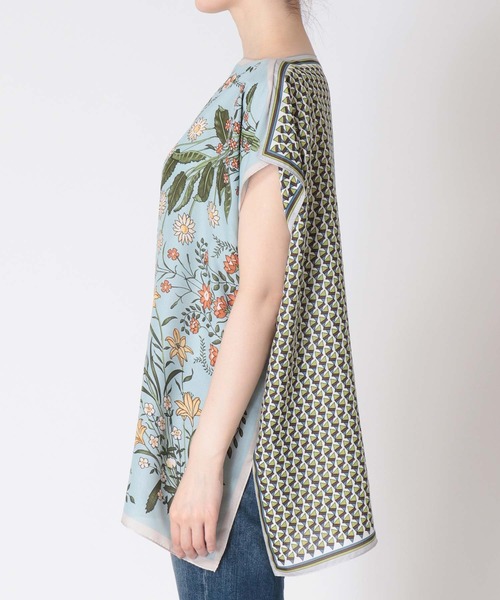 Three Four Time（ｽﾘｰﾌｫｰﾀｲﾑ）の「スカーフリメイク風フラワープリントブラウス　オリジナル（シャツ/ブラウス・レディース・サックスブルー/ピンク・FREE）」の8枚目の写真