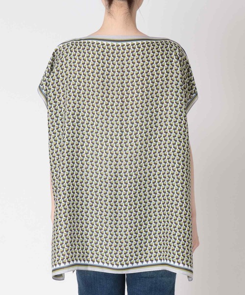 Three Four Time（ｽﾘｰﾌｫｰﾀｲﾑ）の「スカーフリメイク風フラワープリントブラウス　オリジナル（シャツ/ブラウス・レディース・サックスブルー/ピンク・FREE）」の9枚目の写真