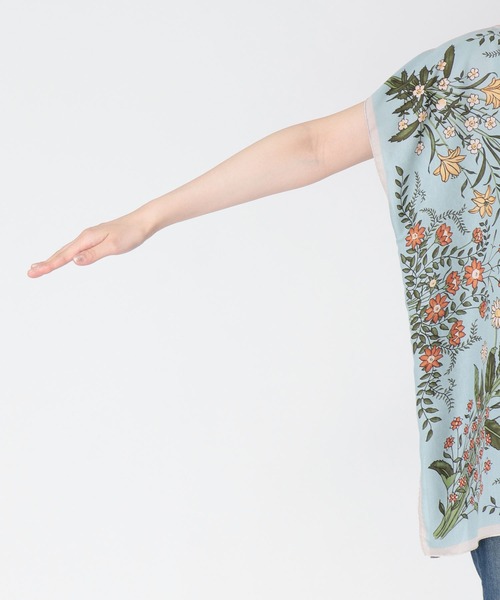 Three Four Time（ｽﾘｰﾌｫｰﾀｲﾑ）の「スカーフリメイク風フラワープリントブラウス　オリジナル（シャツ/ブラウス・レディース・サックスブルー/ピンク・FREE）」の11枚目の写真