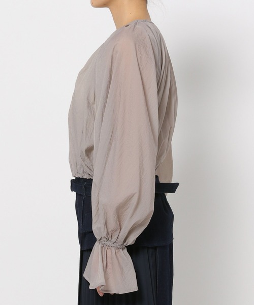 mysty woman（ミスティウーマン）の「ギャザーシアーZIPブルゾン　322312（シャツ/ブラウス・レディース・アイボリー/ブラック/グレイッシュベージュ・FREE）」の11枚目の写真