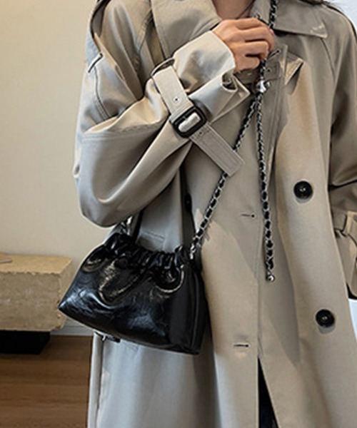Miniministore(ミニミニストア)の「チェーンショルダーバッグ ミニ巾着バッグ(ショルダーバッグ・レディース・シルバー/アイボリー/ブラック/ブラウン・FREE)」の6枚目の写真