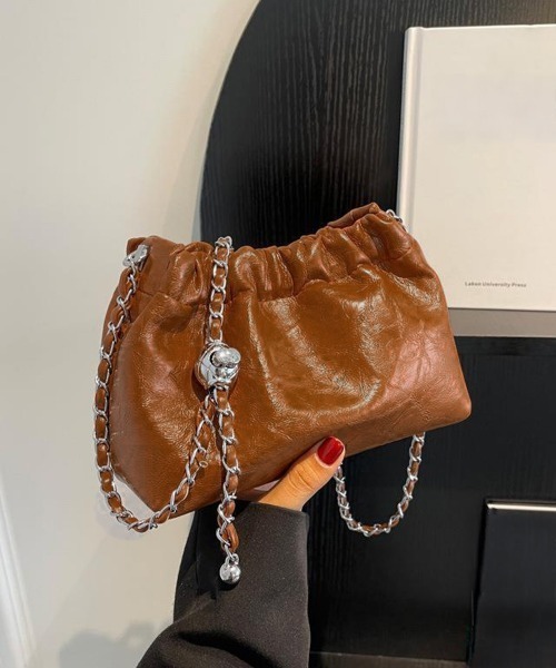 Miniministore(ミニミニストア)の「チェーンショルダーバッグ ミニ巾着バッグ(ショルダーバッグ・レディース・シルバー/アイボリー/ブラック/ブラウン・FREE)」の14枚目の写真