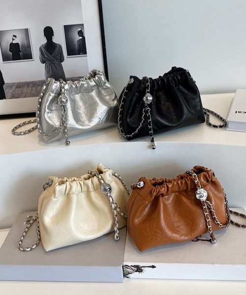 Miniministore(ミニミニストア)の「チェーンショルダーバッグ ミニ巾着バッグ(ショルダーバッグ・レディース・シルバー/アイボリー/ブラック/ブラウン・FREE)」の15枚目の写真