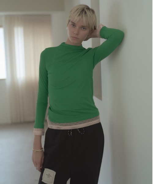 Muel Chic(ミュエルシック)の「Selk CS セルクカットソー(Tシャツ/カットソー・レディース・ホワイト/スカイブルー/ブラック/グリーン・FREE)」の15枚目の写真