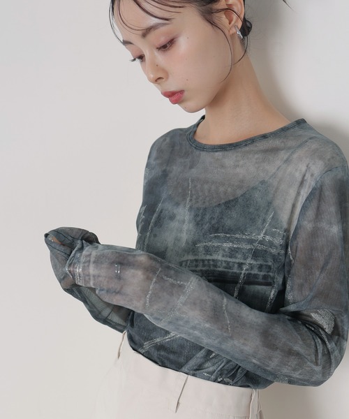 LIAN(リアン)の「ニュアンスラメシアートップス(Tシャツ/カットソー・レディース・ブラック/ベージュ/ブルー・FREE)」の17枚目の写真