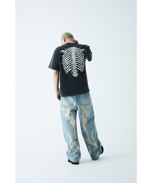 SUPPLIER（サプライヤー）の「Tシャツ｜Vintage Wash Fire Bones Tee｜SUPPLIER（Tシャツ/カットソー・メンズ・ベージュ/ブラック・SMALL/MEDIUM/LARGE/X-LARGE）」の21枚目の写真
