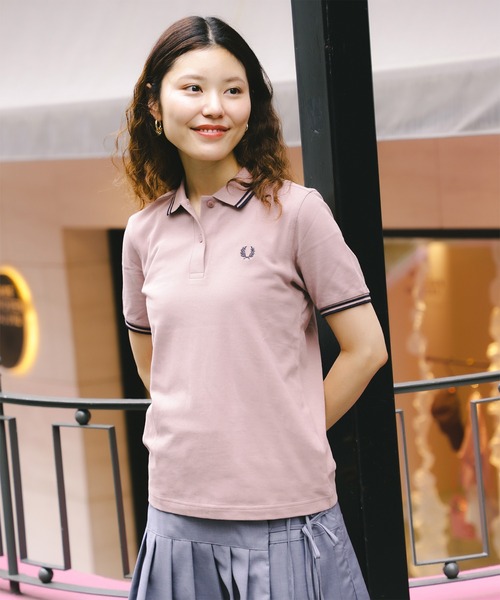 フレッドペリー ワンピース ポロシャツ ピンク 半袖 黒ライン 刺繍 ロゴ FRED PERRY フレッドペリー The Fred Perry Shirt｜BORN FREE
