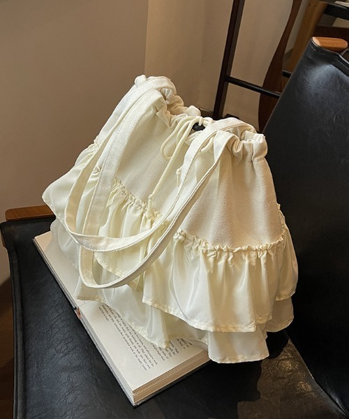 paravion（パラビオン）の「フリルキャンバスバッグ（トートバッグ・レディース・ホワイト/ブラック・FREE）」の3枚目の写真