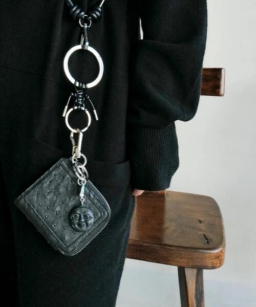 ITTI（イッチ）の「ITTI/イッチ/Art by masasculp LUCKEY CHARM / FACE FEVE/ITTI-GOODS-072（キーホルダー・メンズ・ホワイト/ブラック・F）」の9枚目の写真