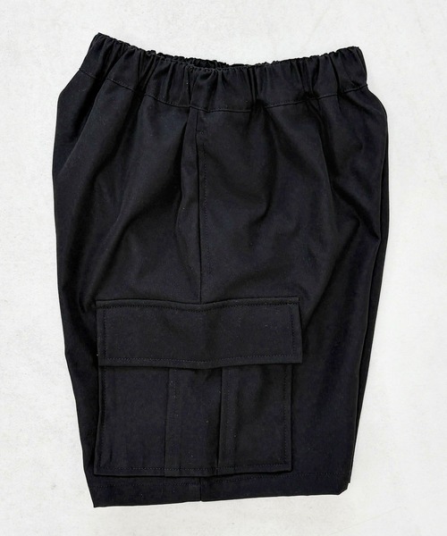 PAIRMANON STREET（ペアマノンストリート）の「【PAIRMANON STREET】選べる6色 ショート カーゴ パンツ 無地 カモフラ レオパード（カーゴパンツ・キッズ・カーキ/ホワイト/ブラウン/マスタード/ベージュ/ブラック・110/150/130/160/140/100/90/120）」の9枚目の写真