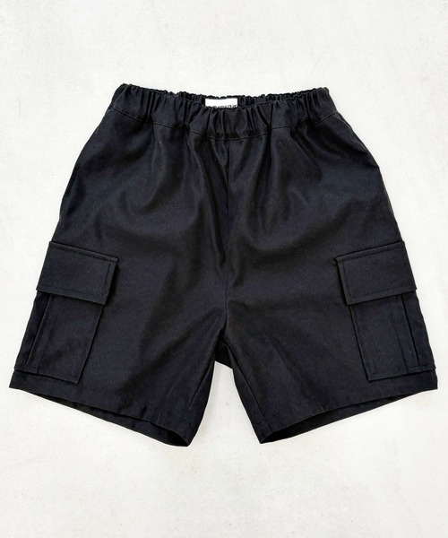 PAIRMANON STREET（ペアマノンストリート）の「【PAIRMANON STREET】選べる6色 ショート カーゴ パンツ 無地 カモフラ レオパード（カーゴパンツ・キッズ・カーキ/ホワイト/ブラウン/マスタード/ベージュ/ブラック・110/150/130/160/140/100/90/120）」の15枚目の写真