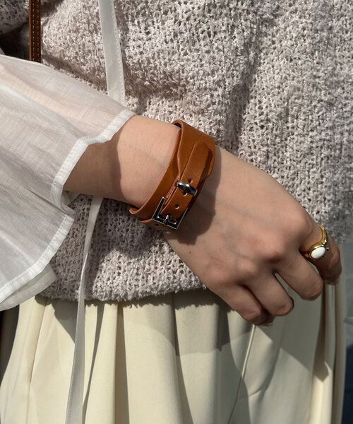 DouDou(ドゥドゥ)の「レザーベルトブレス(ブレスレット・レディース・ブラック/ダークブラウン/キャメル・FREE)」の10枚目の写真