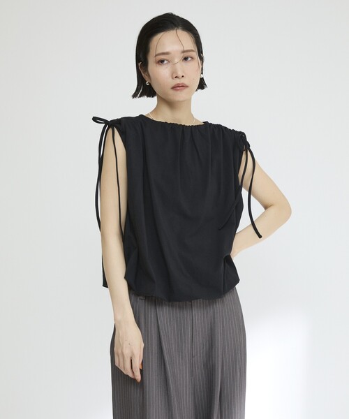 Firsthand(ファーストハンド)の「Firsthand/ファーストハンド オーガニックコットン ドロストギャザーバルーントップス / フレンチスリーブTシャツ / 袖リボン(Tシャツ/カットソー・レディース・ホワイト/ブラック/ブラウン/ブルー・FREE)」の15枚目の写真