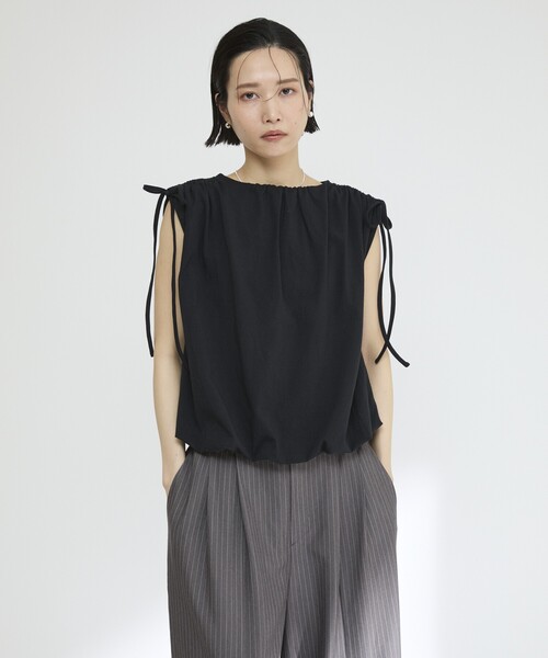 Firsthand(ファーストハンド)の「Firsthand/ファーストハンド オーガニックコットン ドロストギャザーバルーントップス / フレンチスリーブTシャツ / 袖リボン(Tシャツ/カットソー・レディース・ホワイト/ブラック/ブラウン/ブルー・FREE)」の16枚目の写真
