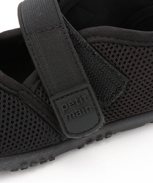 petit main（プティマイン）の「メッシュストラップサンダル（サンダル・キッズ・ブラック/ライトピンク・16cm/15cm/17cm/18cm）」の5枚目の写真