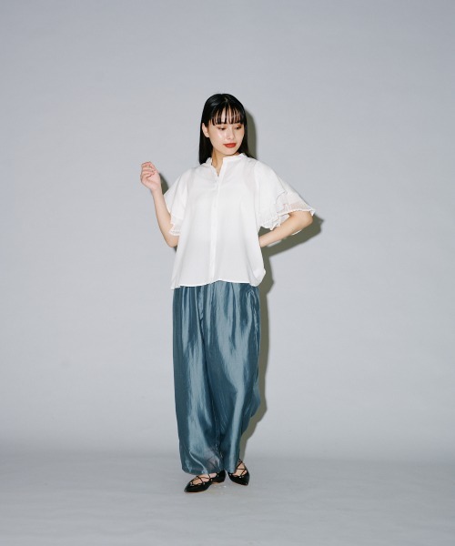 terrace(テラス)の「3レイヤードフレアースリーブブラウス(シャツ/ブラウス・レディース・グリーン/オフホワイト/ブラック・MEDIUM)」の12枚目の写真