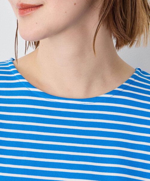 Petit Honfleur(プチオンフルール)の「【接触冷感・UVカット】オーガニックコットンフリルスリーブボーダーTシャツ(Tシャツ/カットソー・レディース・ホワイト/レッド/ブルー・M/L)」の9枚目の写真