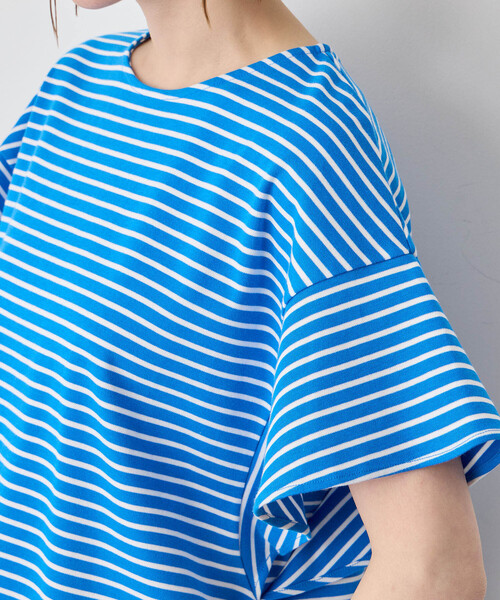 Petit Honfleur(プチオンフルール)の「【接触冷感・UVカット】オーガニックコットンフリルスリーブボーダーTシャツ(Tシャツ/カットソー・レディース・ホワイト/レッド/ブルー・M/L)」の10枚目の写真