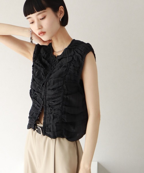 NOGLE（ノグル）の「【NOGLE/ノグル】フリルノースリートップス（その他トップス・レディース・ホワイト/ブラック/チャコール・FREE）」の16枚目の写真