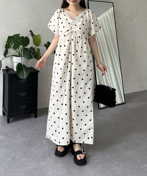 prose verse（プロズヴェール）の「シャーリングVネックナローワンピース（ワンピース・レディース・ブラック系その他/アイボリー/ブラック・MEDIUM/LARGE/PM/PL）」の4枚目の写真