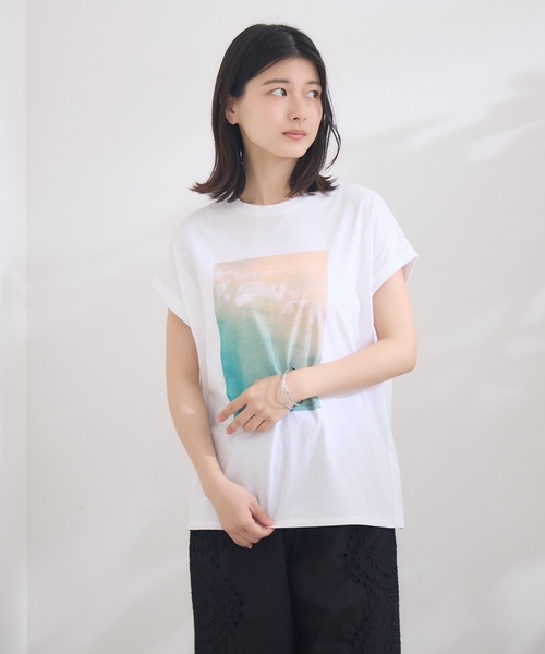 KATHARINE ROSS（キャサリンロス）の「【KATHARINE ROSS】SUMMERフォト海岸Tee（Tシャツ/カットソー・レディース・ブラック/オフホワイト・MEDIUM）」の12枚目の写真