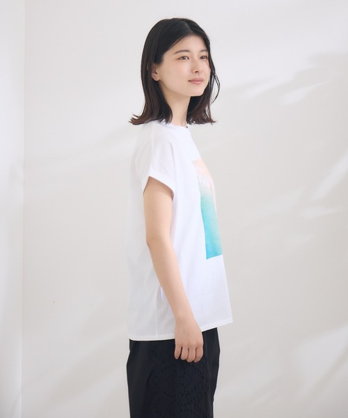 KATHARINE ROSS（キャサリンロス）の「【KATHARINE ROSS】SUMMERフォト海岸Tee（Tシャツ/カットソー・レディース・ブラック/オフホワイト・MEDIUM）」の11枚目の写真