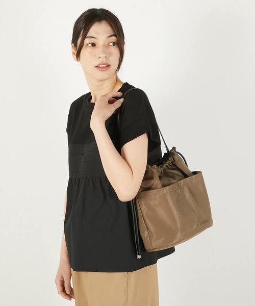 MELROSE claire(メルローズ クレール)の「【軽量撥水!ショルダーバッグ】(ショルダーバッグ・レディース・アイボリー/カーキ/グレー・FREE)」の15枚目の写真