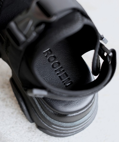 ROCHEM（ローシェン）の「【+7.5cm】ボリュームハイソールスニーカーサンダル（サンダル・メンズ・ブラック・L/M/S）」の20枚目の写真