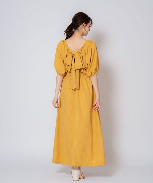 NOELA（ノエラ）の「バックリボンマキシワンピ（ワンピース・レディース・イエロー/ベージュ/ブルー・M/S）」の14枚目の写真