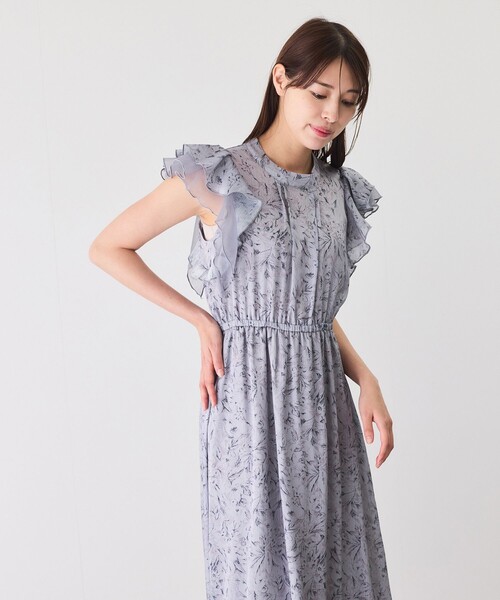 Jayro(ジャイロ)の「袖口フリルワンピース(ワンピース・レディース・オフホワイト/グレー/ブラック・M)」の16枚目の写真