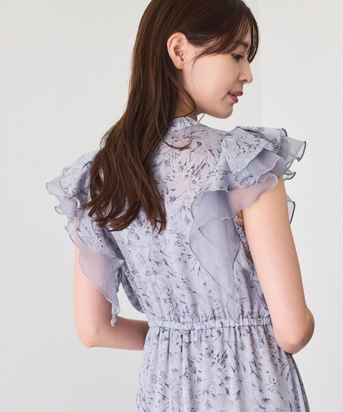 Jayro(ジャイロ)の「袖口フリルワンピース(ワンピース・レディース・オフホワイト/グレー/ブラック・M)」の17枚目の写真