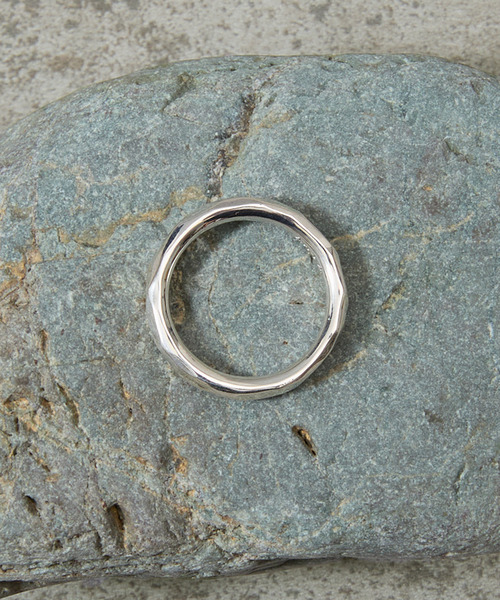 And A（アンドエー）の「And A アンドエー / SILVER925 TEXTURED CIRCLE RING シルバー925テクスチャーサークルリング / AA-A25U003（リング・メンズ・シルバー・15号/17号/19号/11号/13号）」の6枚目の写真