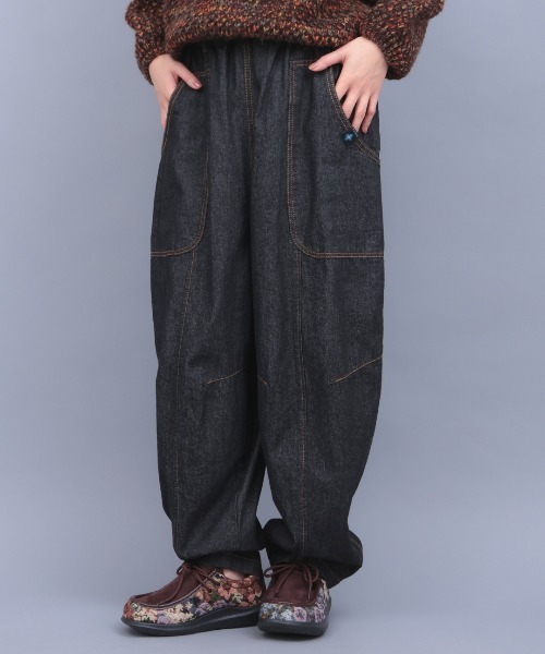 チチカカ（チチカカ）の「デニム切替テーパードパンツ（その他パンツ・レディース・オフホワイト/ブラック/インディゴブルー・FREE）」の2枚目の写真
