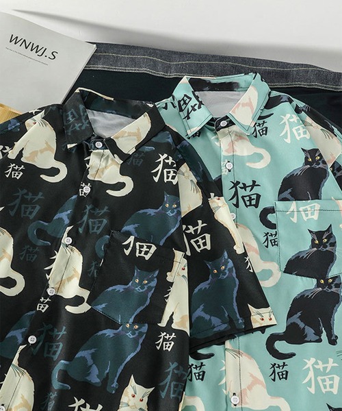 BENDER TOKYO(ベンダートウキョウ)の「【BENDER TOKYO】猫 ネコ 総柄プリント ドレープ レギュラーカラーシャツ 半袖(シャツ/ブラウス・メンズ・エメラルドブルー/ブラック・M/L/XL)」の5枚目の写真