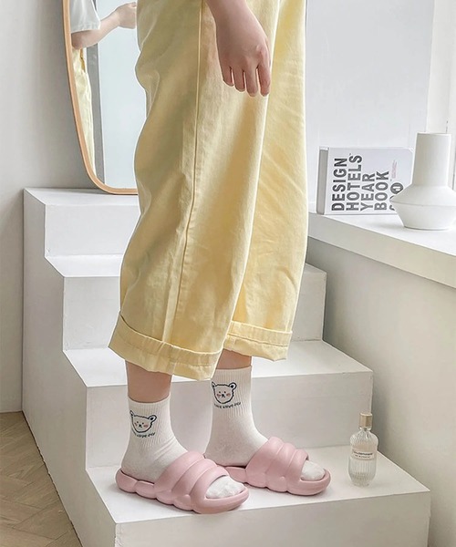L LABEL（エルラベル）の「ぷくぷくマシュマロサンダル/スリッパ（サンダル・レディース・グリーン/アイボリー/ブルー/ブラック/イエロー/ピンク・SMALL/MEDIUM/LARGE）」の12枚目の写真