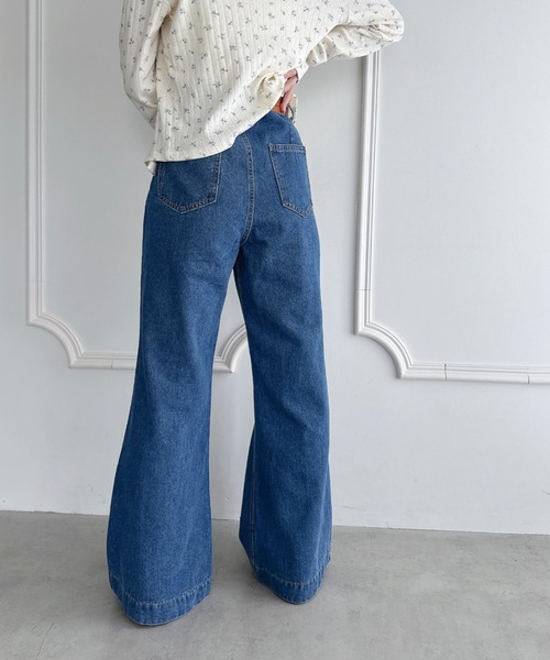 Loueme(ルエム)の「コットンレースポケットデニムパンツ(デニムパンツ・レディース・ブルー・M)」の5枚目の写真