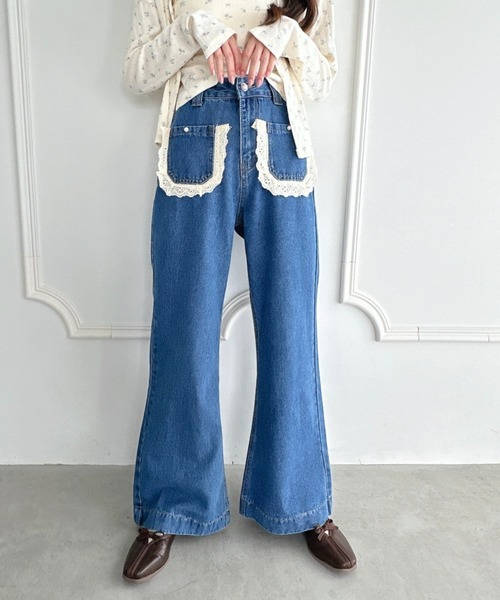 Loueme(ルエム)の「コットンレースポケットデニムパンツ(デニムパンツ・レディース・ブルー・M)」の4枚目の写真